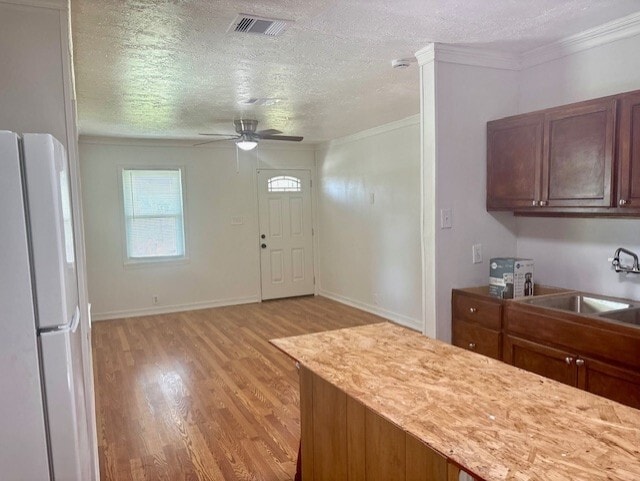 Photo - 138 Calloway St