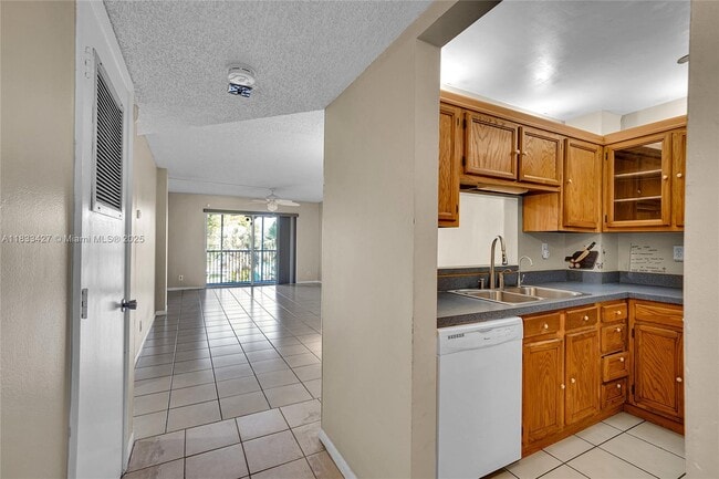 Photo - 1100 NW 87th Ave Unit 306