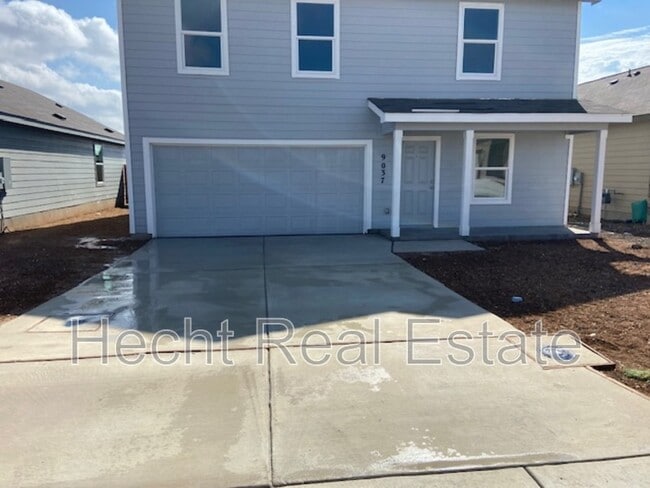 Photo - 9037 James Bowie