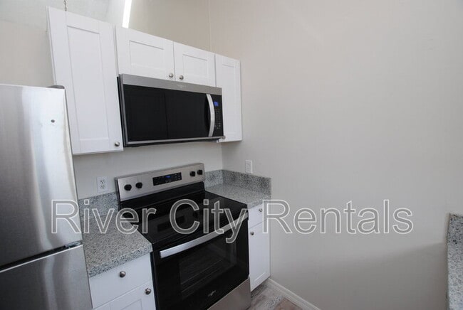 Photo - 2430 N Seabury Pl