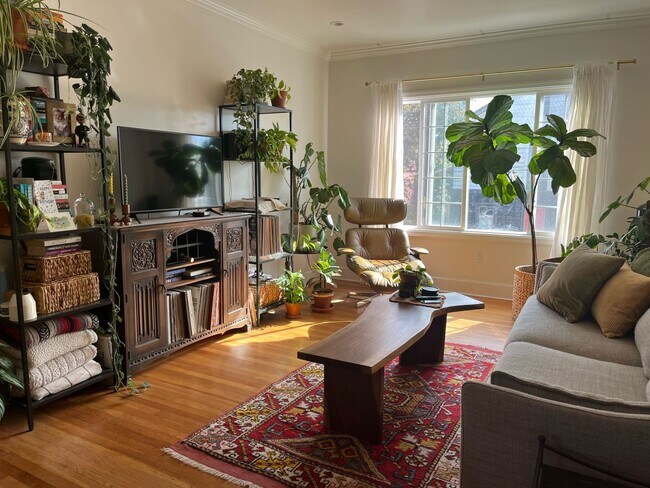 Photo - 1039 Channing Unit 1037 Channing