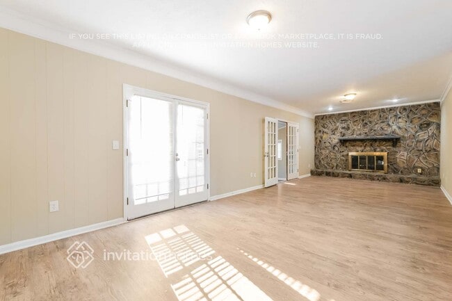 Photo - 207 Rennes Ct