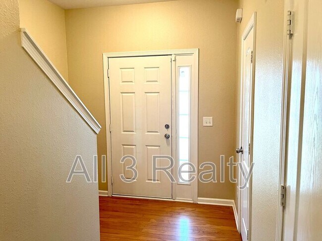 Photo - 6938 Rogers Point