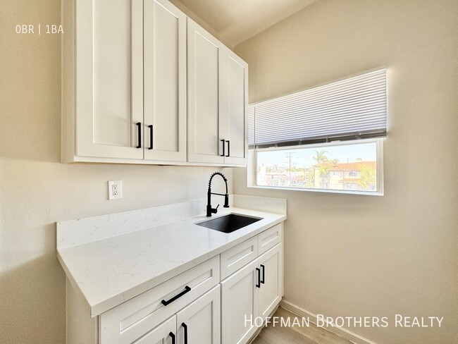 Photo - 1316 S Pacific Ave Unidad 15 Rental