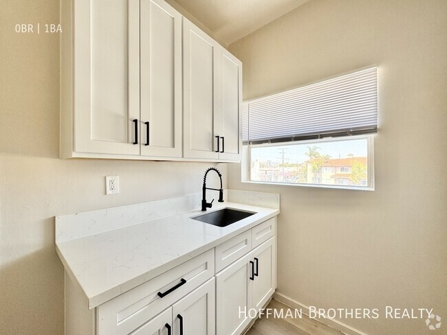 Building Photo - 1316 S Pacific Ave Unit 34 Rental