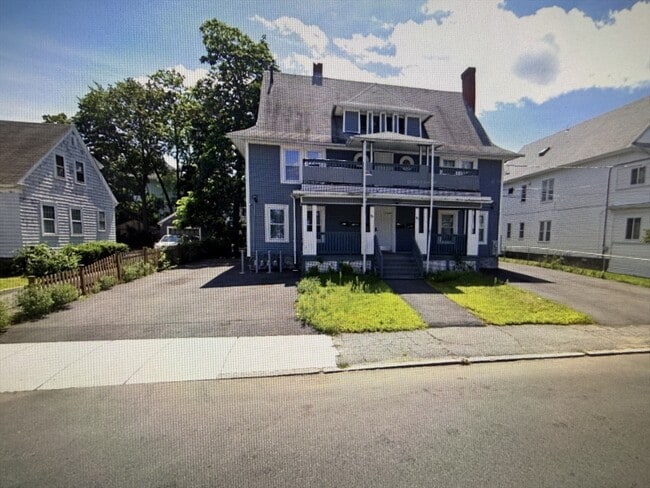 Building Photo - 83 Cambridge St Unit 1