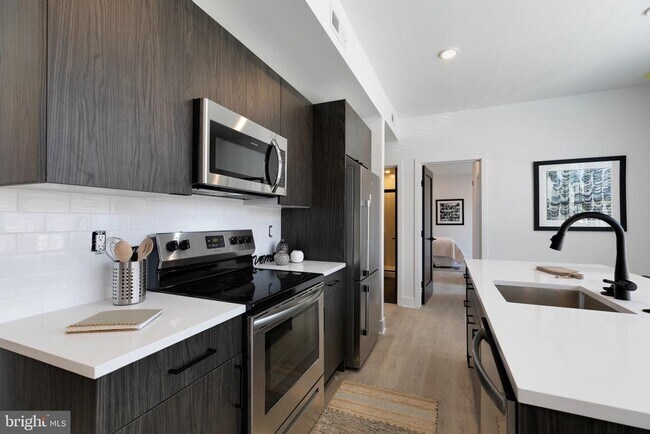 Photo - 3045 Richmond St Unidad 501