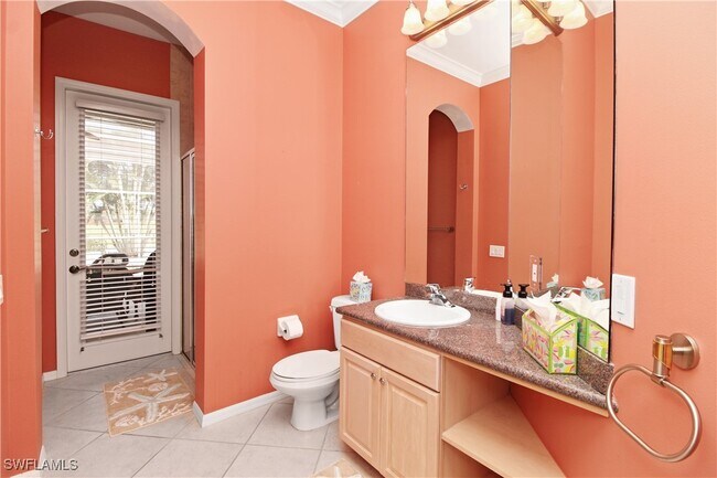 Photo - 1901 Winding Oaks Way