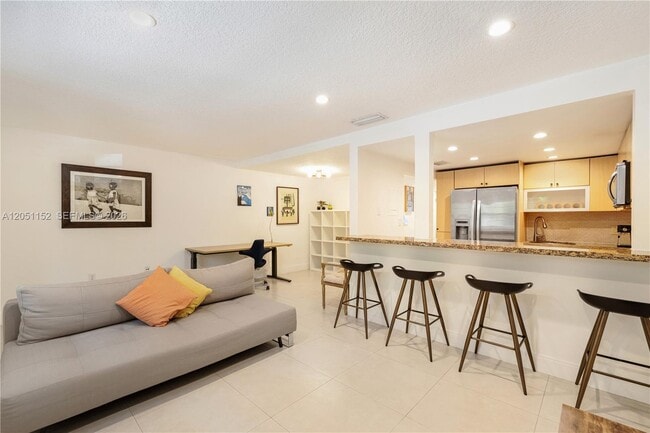 338 Majorca Ave Unit 103