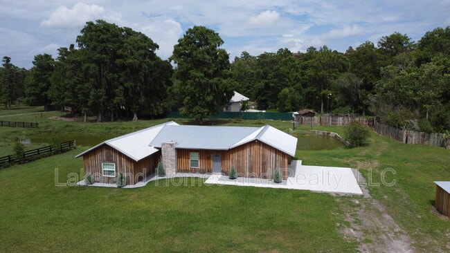 Building Photo - 210 Josh Reynolds Rd