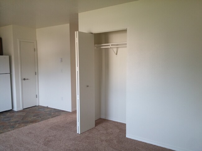 Photo - 2322 Dearborn Ave Unit 3