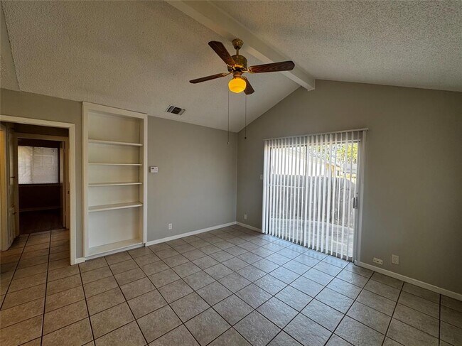 Photo - 5916 Cherry Loop