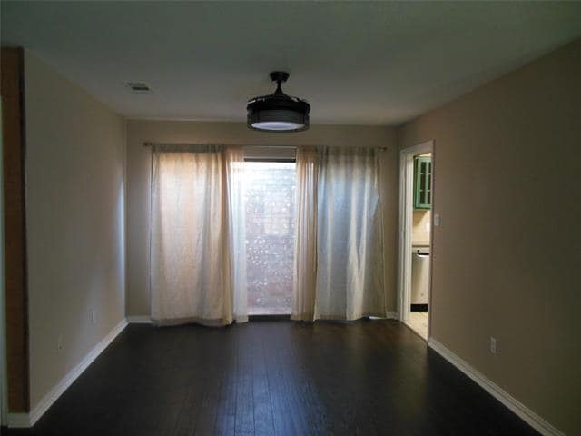 Photo - 813 Woodway Ln