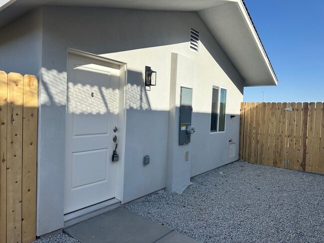 Photo - 928 W Perdew Ave Unit 928 W Perdew Ave - Apt C