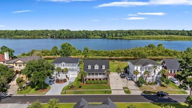Photo - 1733 Indigo Island Dr
