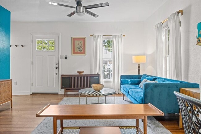 Photo - 1167 Ridgeway Dr