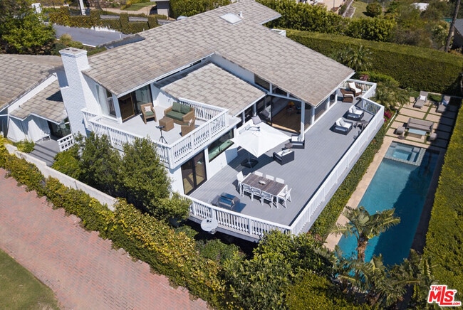 23901 Malibu Knolls Rd
