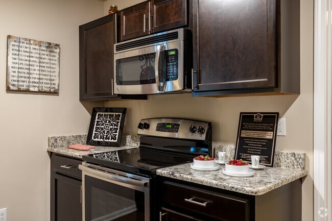 2BR, 2BA - Audubon - 1587SF