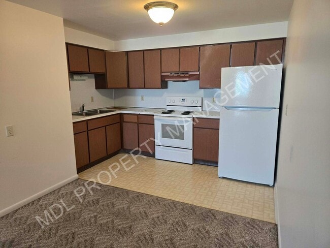 Photo - 121 N Woodbridge St Unit 2-11