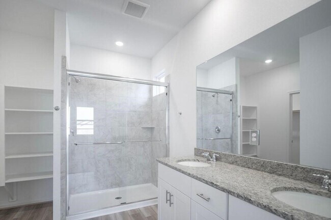 Photo - 8002 Horse Hvn Ln