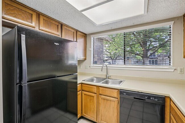 Photo - 13355 Water Oak Ln Unidad B