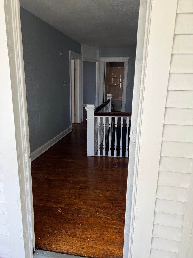Photo - 909 S State Ave