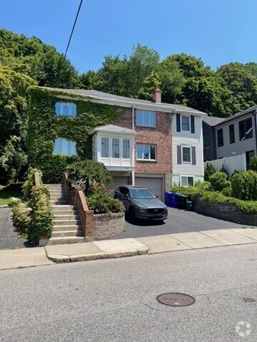 Building Photo - 275 Tappan St Unit 2 Rental