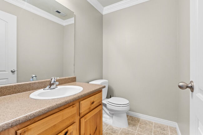 Photo - 231 E Sunshine Dr