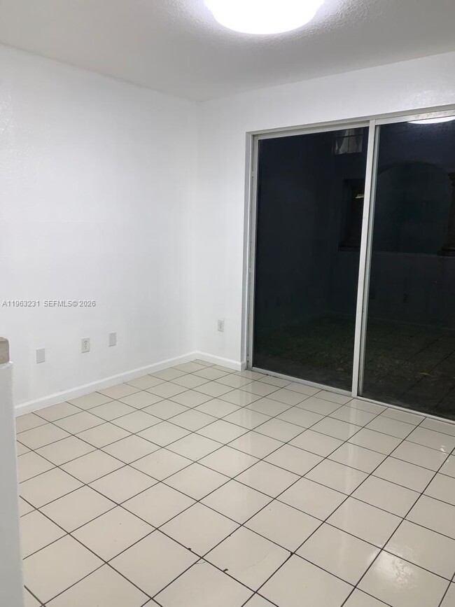 Photo - 1538 SE 24th Ct