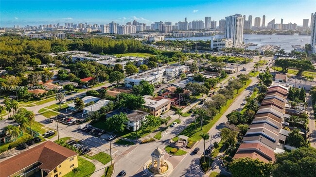 Photo - 2335 NE 172nd St Unit 8