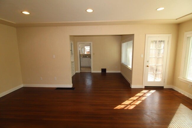 2816 Concord Blvd