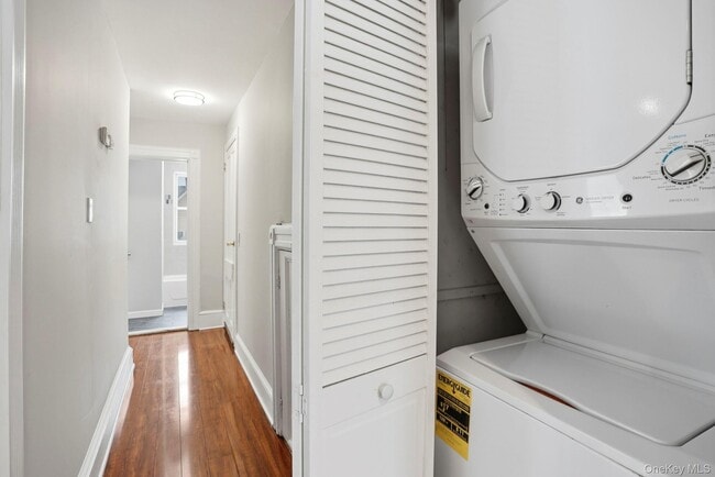 Photo - 123 S Broadway Unit 2B