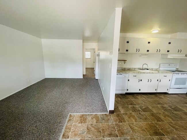 Photo - 2301 James Ave Unidad 3