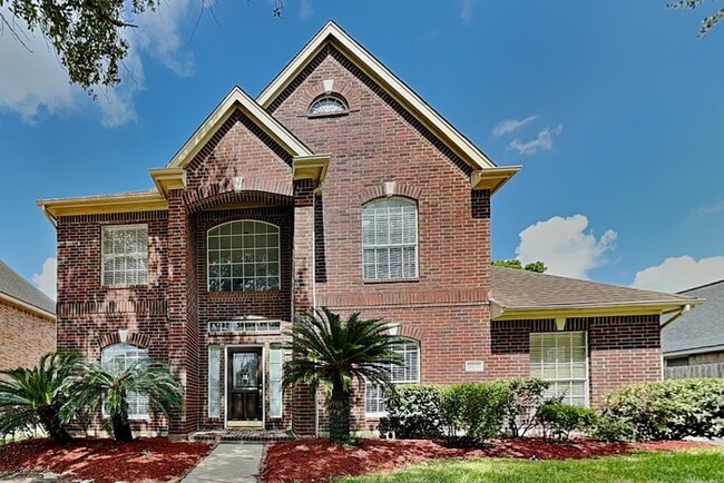 Building Photo - 15535 Downford Dr