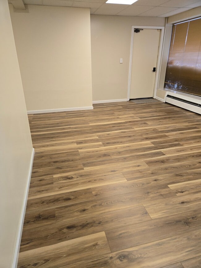 Photo - 639 Pawling Ave