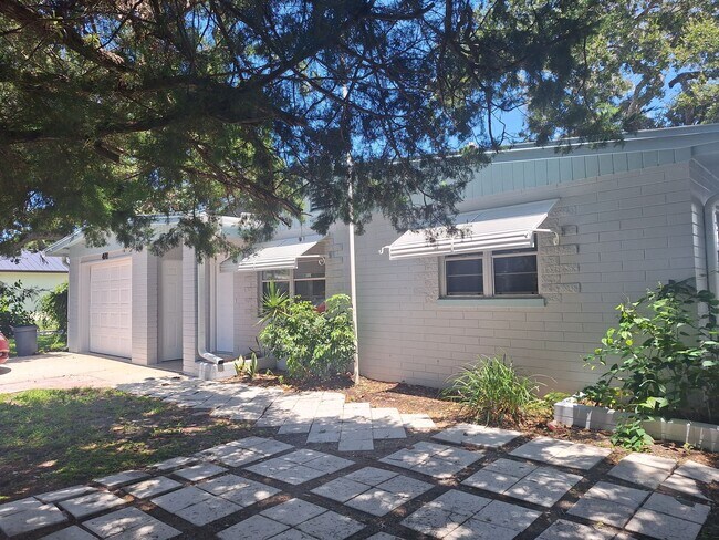 Photo - NSB BEACHSIDE - WALK TO FLAGLER AVE! Casa