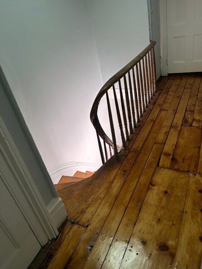 Photo - 398 Decatur St