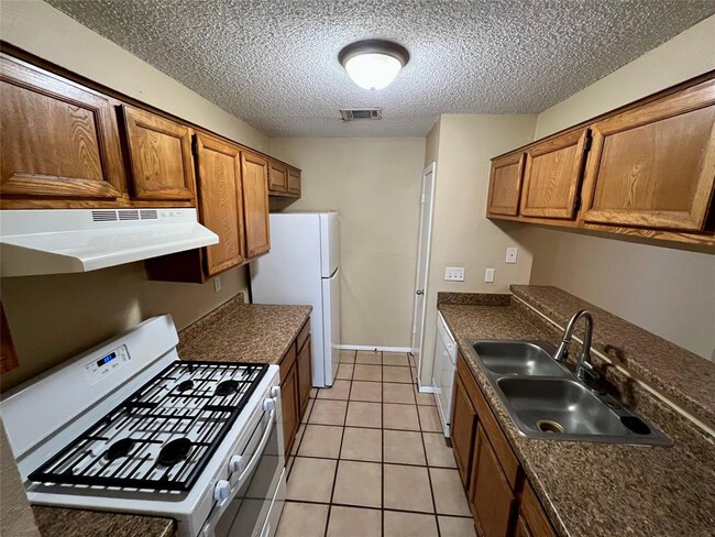 12223 Tyson Cove