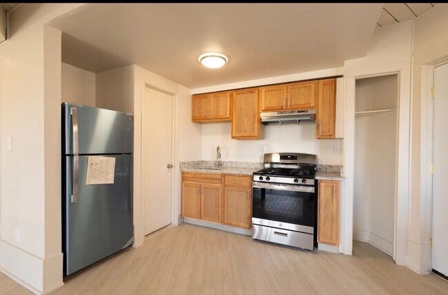 Photo - The Edison Estates