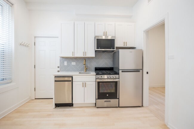 Photo - 1247 N Cleaver St