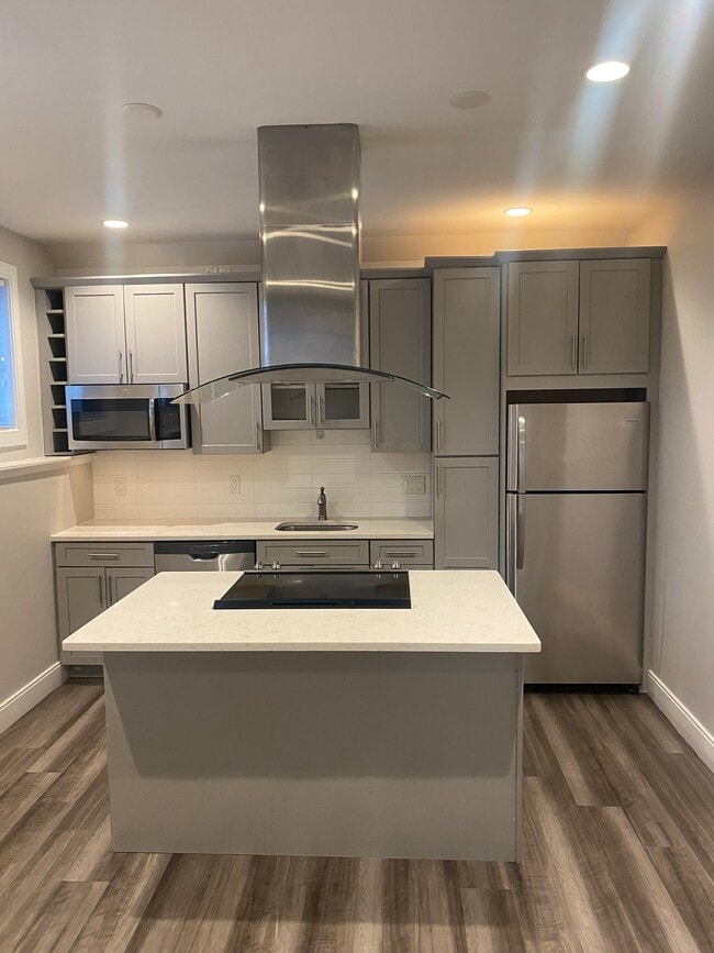 Photo - 191 Washington Ave