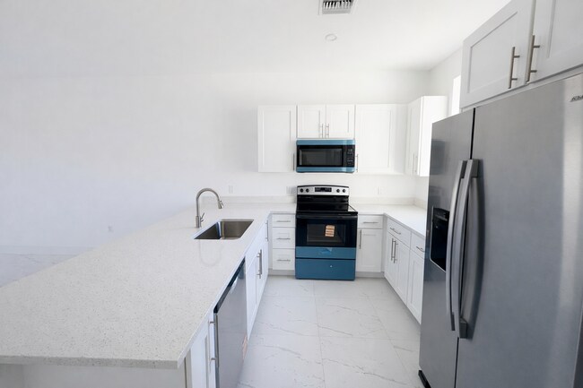 Photo - 1125-1127 Homer Ave S Unit 1125