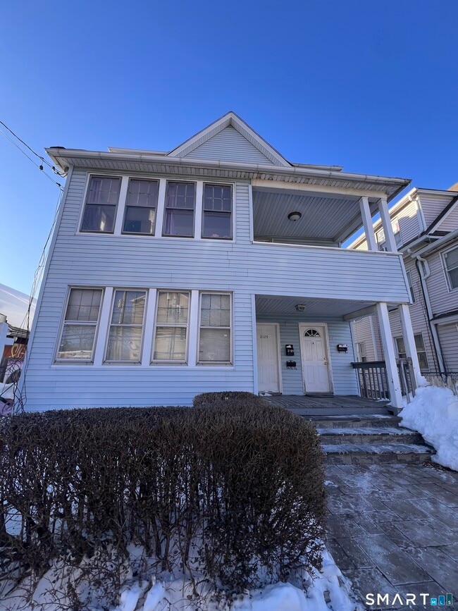 Building Photo - 2125 E Main St Unit 1st Fl.