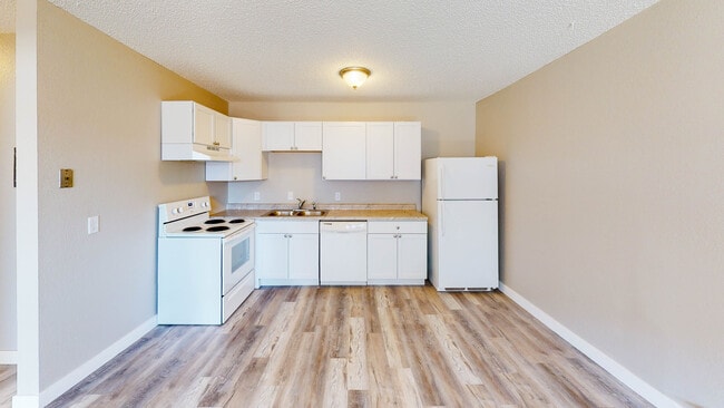 Sycamore Village Apartments - Sycamore Village Apartments