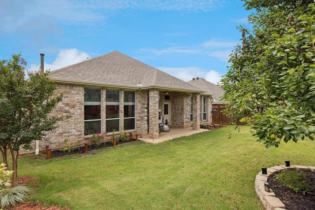 10237 Red Bluff Ln