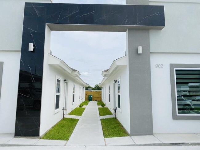 Photo - 11 West Dr Unidad 3