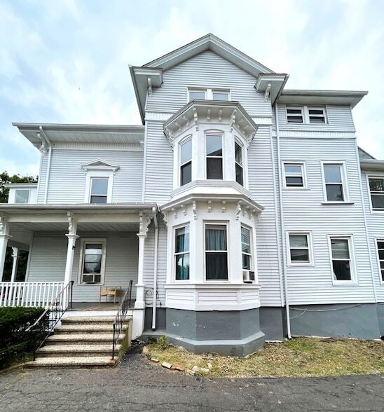 Building Photo - 303 Lexington Ave Unit 2 Rental