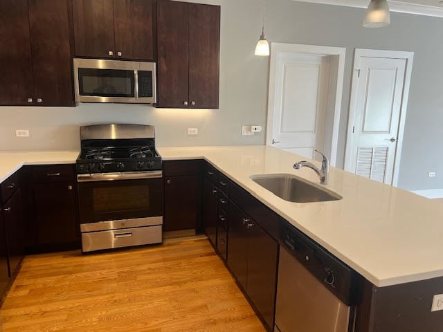 Photo - 4812 W Montrose Ave Unit 201