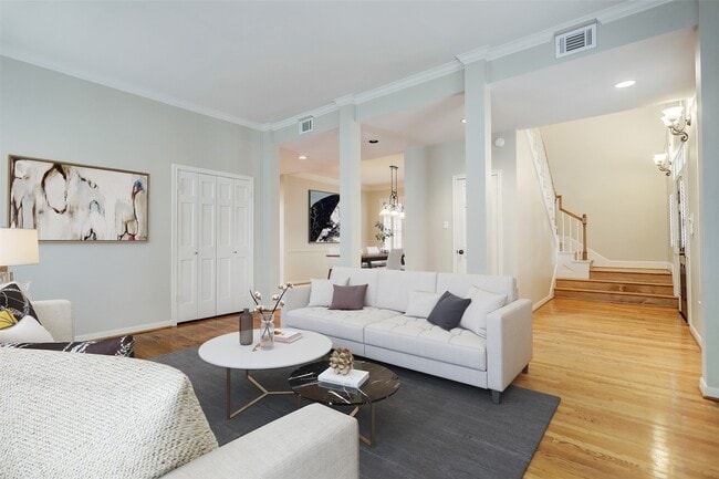 Photo - 6639 Rutgers Ave Casa