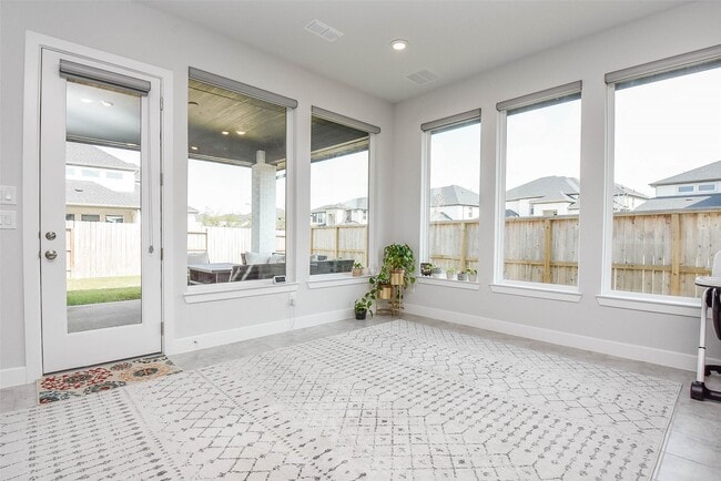 Photo - 8906 Luddenham Lilac Ln